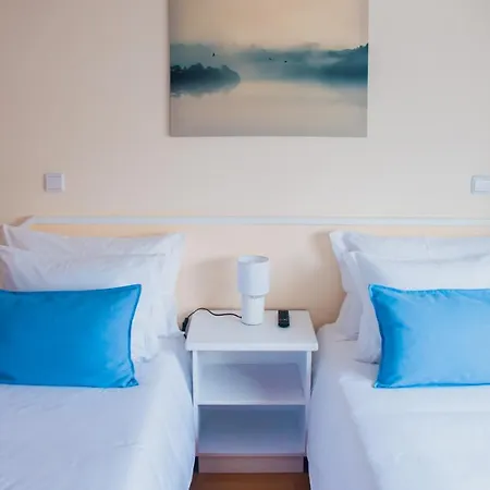 Pedrogao Guesthouse Oda ve Kahvaltı