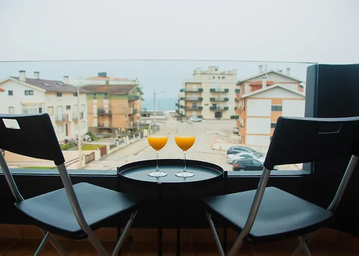 Pedrogao Guesthouse 4*